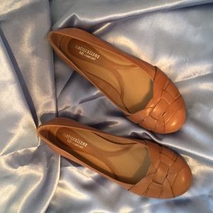 Naturalizer Flats